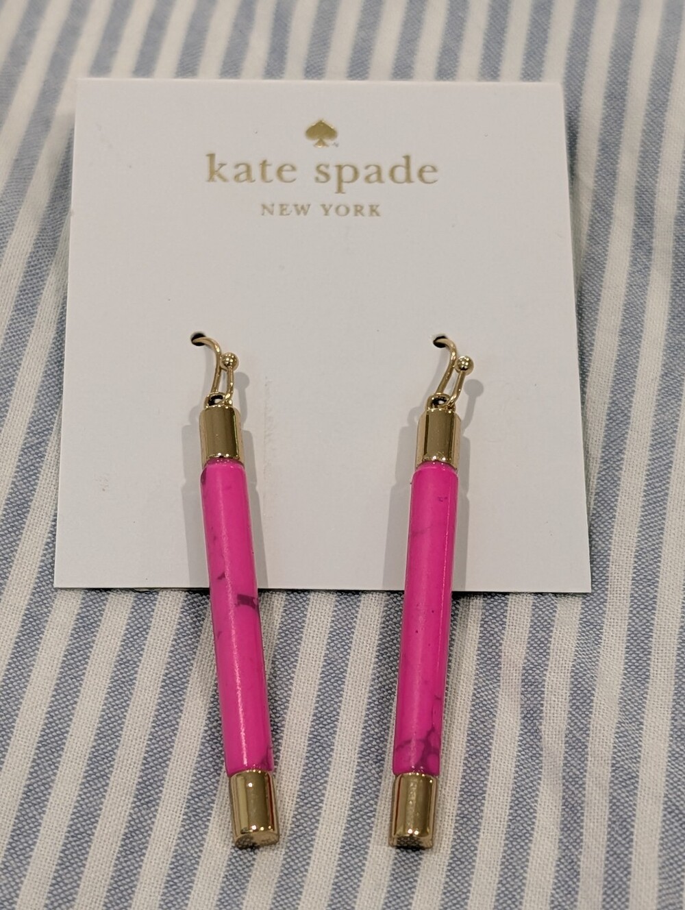 kate spade Bright Pink Marble and Gold Dangle Earrings NWT